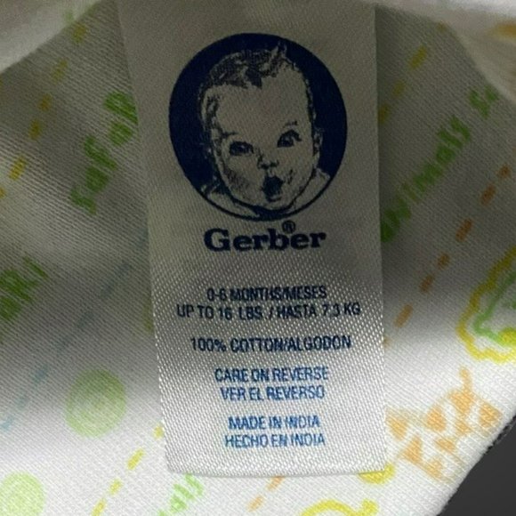 Kidgets Safari Long-Sleeve Onesie 2 pack & Gerber Hat - Picture 9 of 16